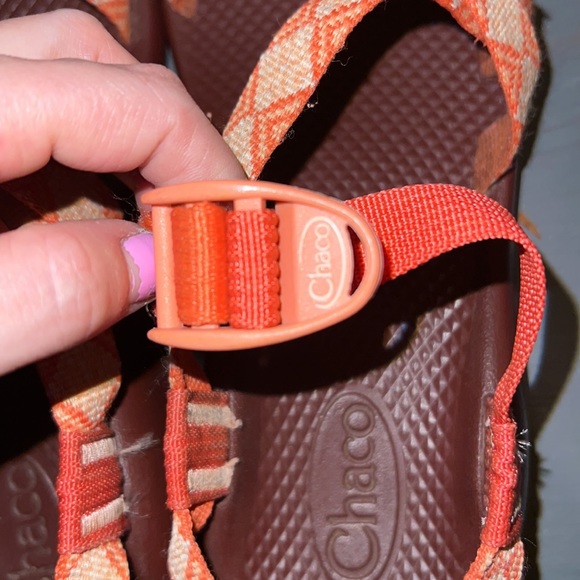 Chaco Size 4 - Picture 3 of 6